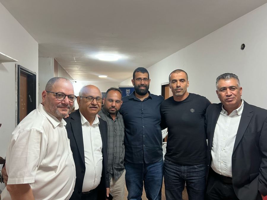 النائب عوفر كسيف يفتتح مكتبه البرلماني في مدينة رهط بحضور لفيف من أهالي النقب